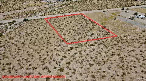 4202 W Ronda Dr, Golden Valley, AZ 86413