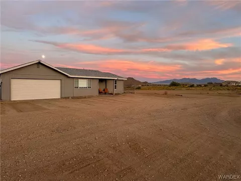 8780 N Avenida Ramirez, Kingman, AZ 86409