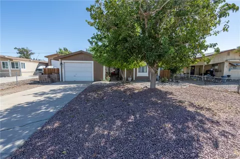 7940 S Oriole Dr, Mohave Valley, AZ 86440