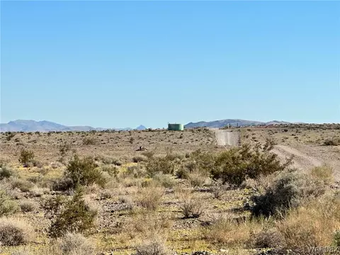 272 Joseph Rd, Dolan Springs, AZ 86441