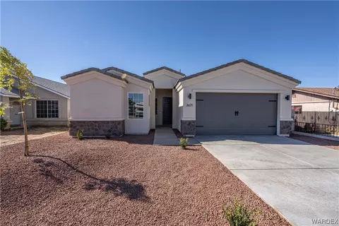 3671 N Willow Rd, Kingman, AZ 86409