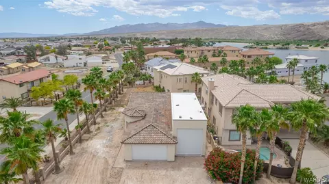 411 Riverfront 15 Dr, Bullhead City, AZ 86442