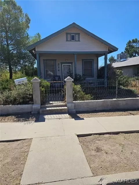 214 E Oak St, Kingman, AZ 86401