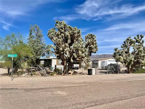 75 Mohave Ln, Meadview, AZ 86444
