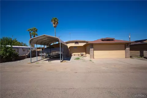 599 E Border Ln, Mohave Valley, AZ 86440