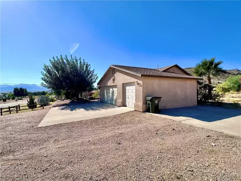 5005 Camelback Pl, Kingman, AZ 86409 photo 3
