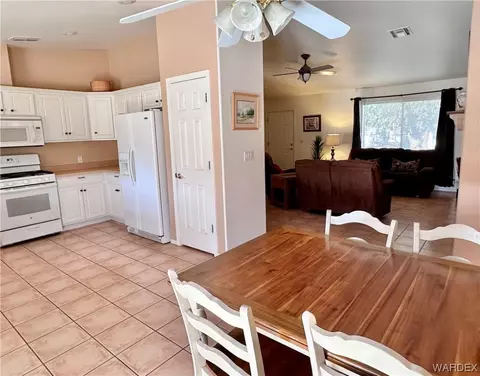 5005 Camelback Pl, Kingman, AZ 86409 photo 11
