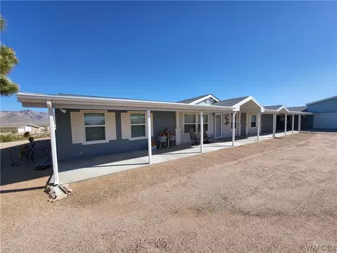 930 W Campanile Dr, Meadview, AZ 86444