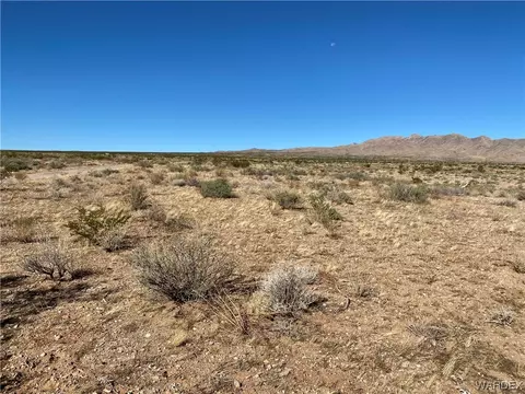 Tbd N Earls Road, Golden Valley, AZ 86413