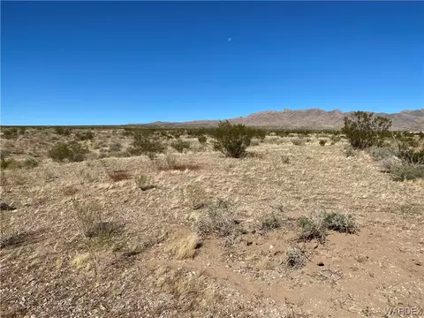 Tbd N Earls Road, Golden Valley, AZ 86413