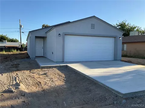 2365 E Carver Ave, Kingman, AZ 86409