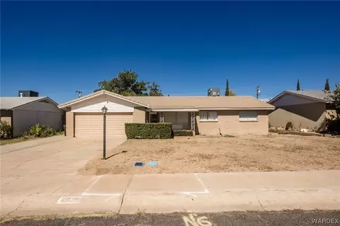 2515 Mullen Dr, Kingman, AZ 86401