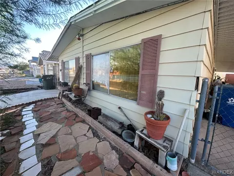 730 Riverfront Dr, Bullhead City, AZ 86442