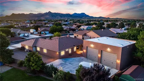 2873 Rawhide Dr, Kingman, AZ 86401