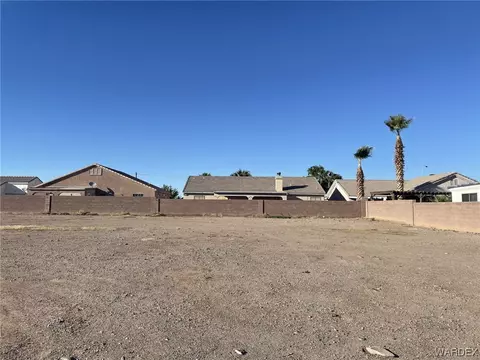 2469 E Sage Dr, Mohave Valley, AZ 86440