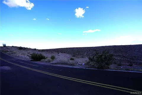 2276 Riverview Dr, Bullhead City, AZ 86442