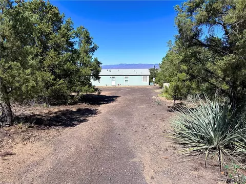 7677 N Christmas Tree Dr, Hackberry, AZ 86411 photo 11