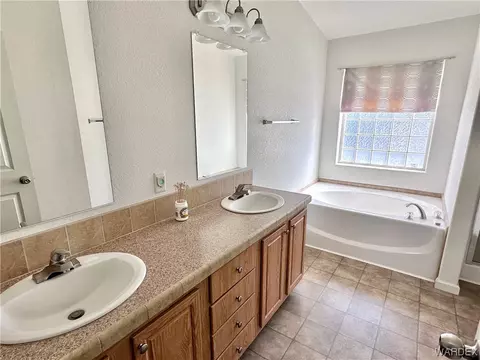 7677 N Christmas Tree Dr, Hackberry, AZ 86411 photo 37
