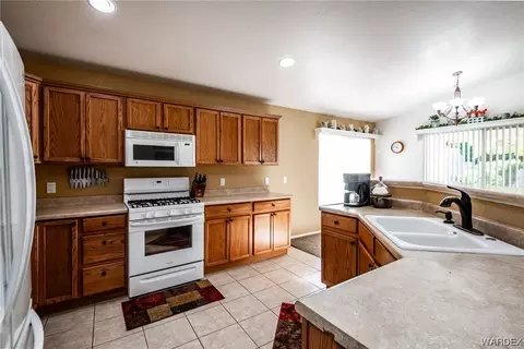 3918 E Packard Ave, Kingman, AZ 86409 photo 13