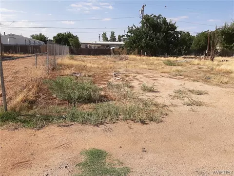 3690 E Lum Ave, Kingman, AZ 86409 photo 2