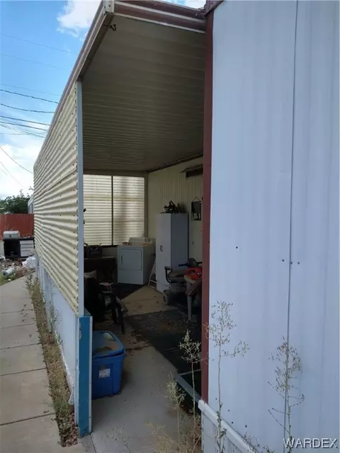 3585 E Warbler Ln, Kingman, AZ 86409 photo 4