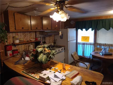3585 E Warbler Ln, Kingman, AZ 86409 photo 9
