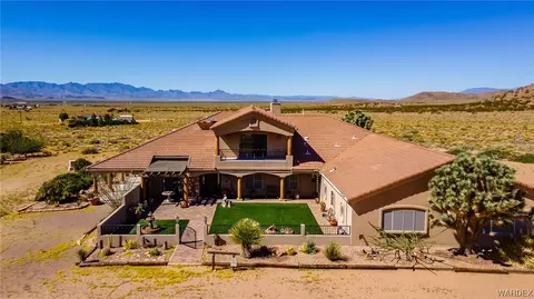 10811 N Garrett Dr, Kingman, AZ 86401