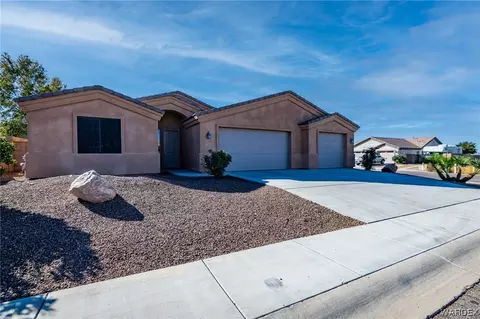 3262 Rainbow Mine Rd, Kingman, AZ 86401
