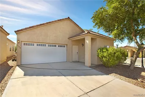 1132 Pear Tree Ln, Bullhead City, AZ 86442
