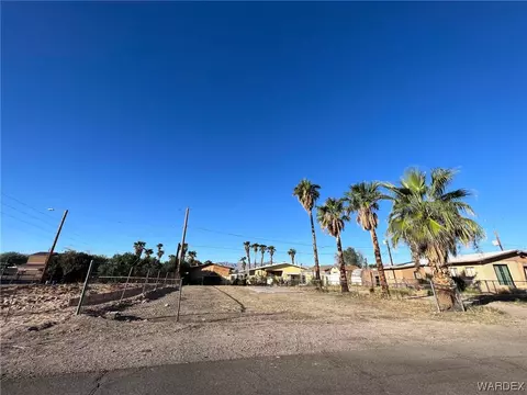 1803 Rollando Dr, Bullhead City, AZ 86442