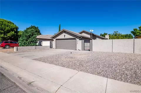 1719 Motor Ave, Kingman, AZ 86401