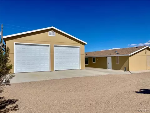 635 E Dellenbaugh Dr, Meadview, AZ 86444 photo 3