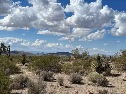 00 W Inyo Dr, White Hills, AZ 86445