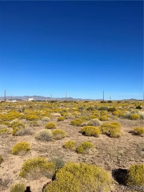 000 N Apache, Kingman, AZ 86401 photo 11