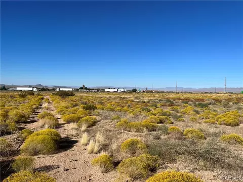 000 N Apache, Kingman, AZ 86401 photo 6