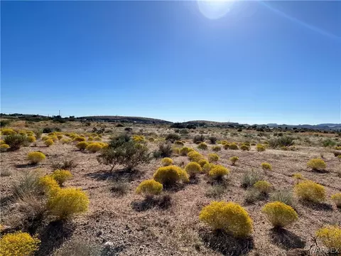 000 N Apache, Kingman, AZ 86401 photo 12
