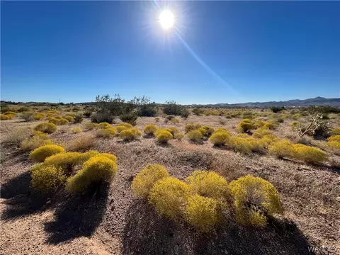 000 N Apache, Kingman, AZ 86401 photo 13