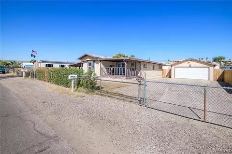 811 Safari Dr, Bullhead City, AZ 86442