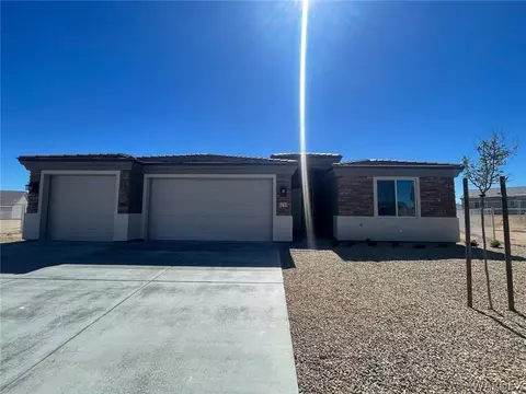6706 W Loreto Cir, Golden Valley, AZ 86413