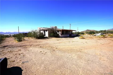 3485 N Kaba Rd, Golden Valley, AZ 86413