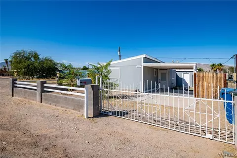 1801 Coronado Dr, Bullhead City, AZ 86442