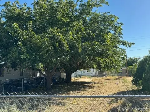 2640 E Carver Ave, Kingman, AZ 86409