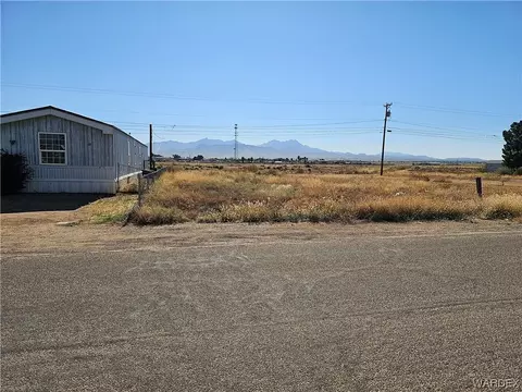 4728 N Powell Ave, Kingman, AZ 86409