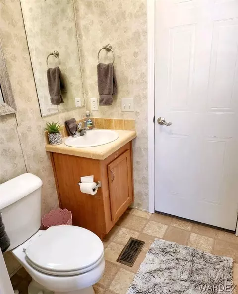 905 E Hance Dr, Meadview, AZ 86444 photo 32