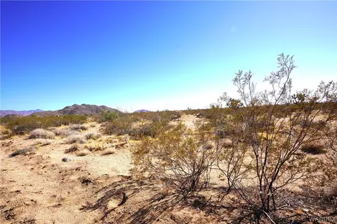 000 E Arroyo Rd, Yucca, AZ 86438 photo 5