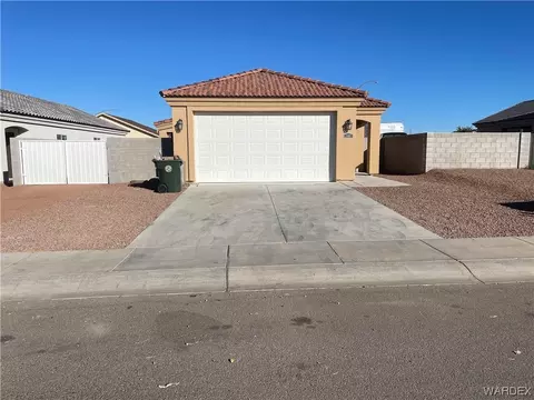 3442 N Yavapai St, Kingman, AZ 86401