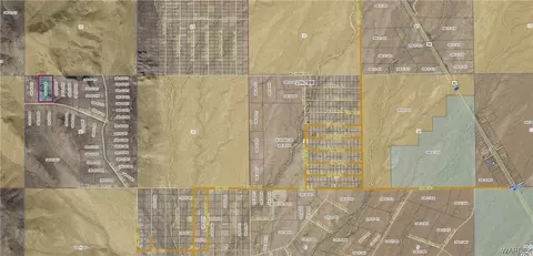 7379 W Halsted Street Rd, Golden Valley, AZ 86413