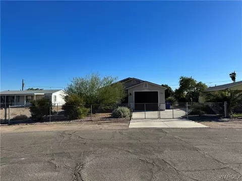 1108 Navajo Dr, Bullhead City, AZ 86442