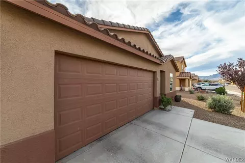 3694 E Koval Dr, Kingman, AZ 86409 photo 6