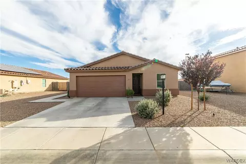 3694 E Koval Dr, Kingman, AZ 86409